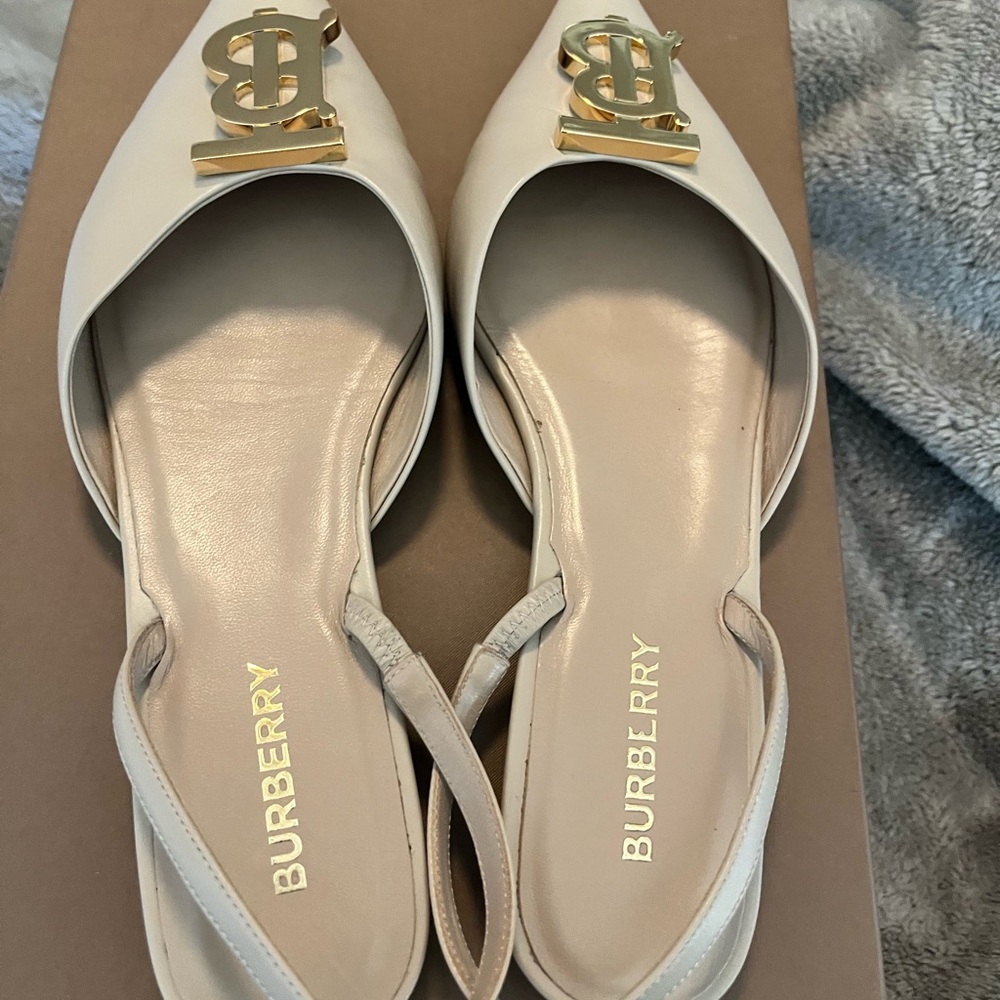 Burberry Sling Back flats - Picture 6 of 13